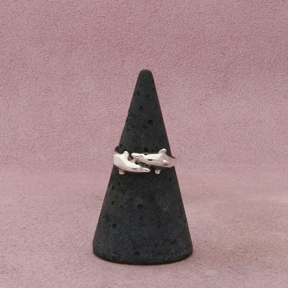 sterling silver dainty dolphins ring size 5